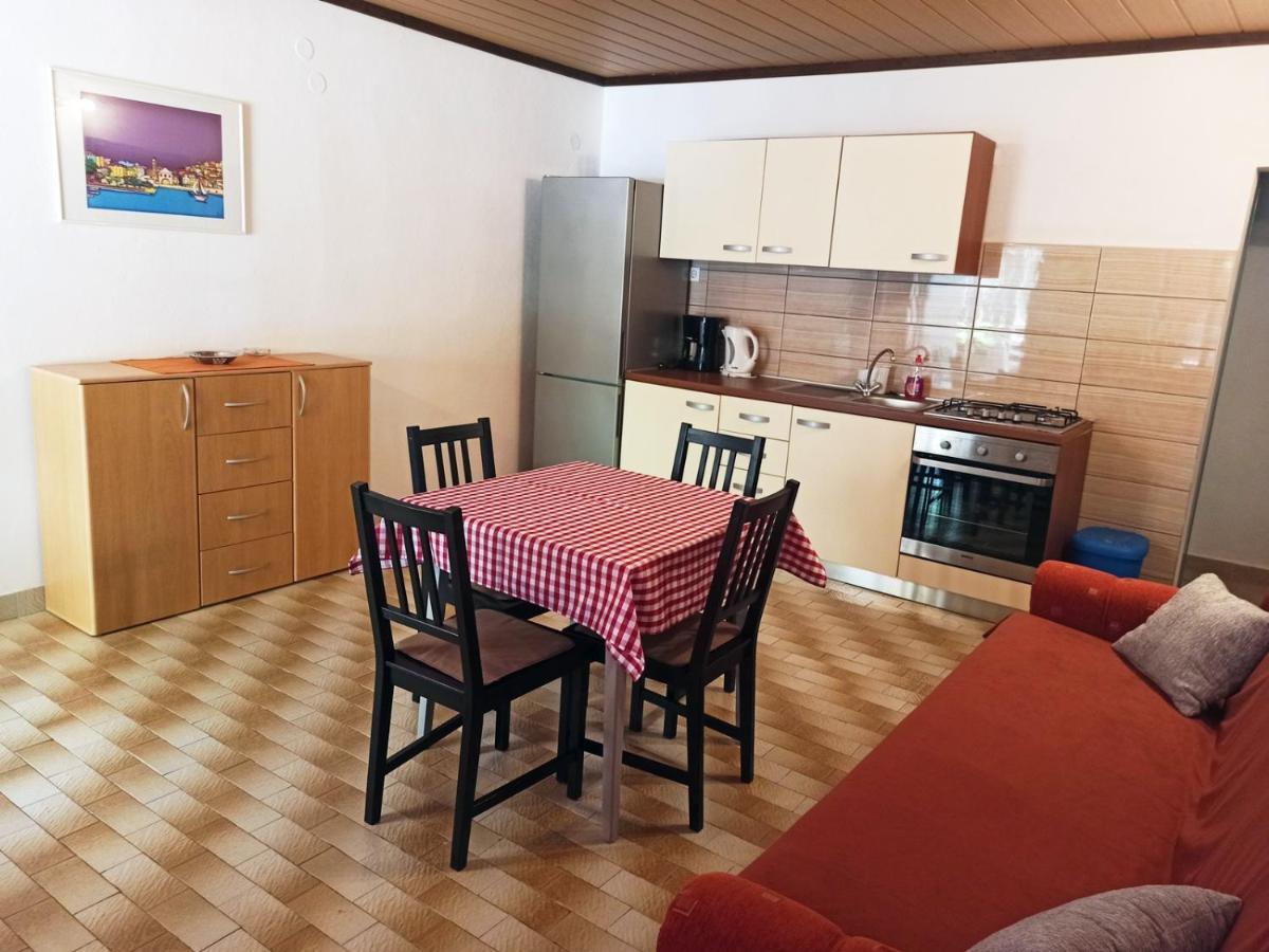 Apartments Sonija Gdinj Extérieur photo