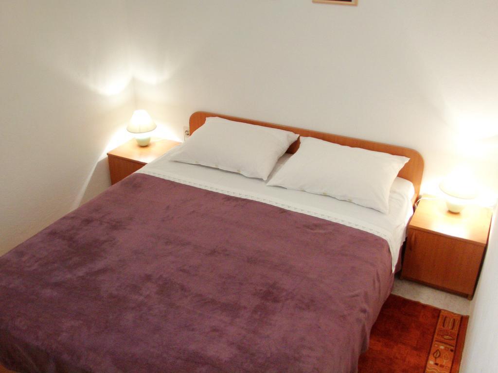 Apartments Sonija Gdinj Extérieur photo