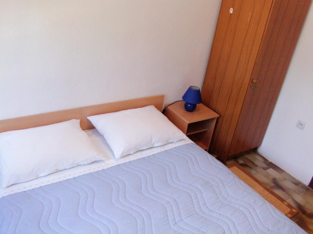 Apartments Sonija Gdinj Extérieur photo