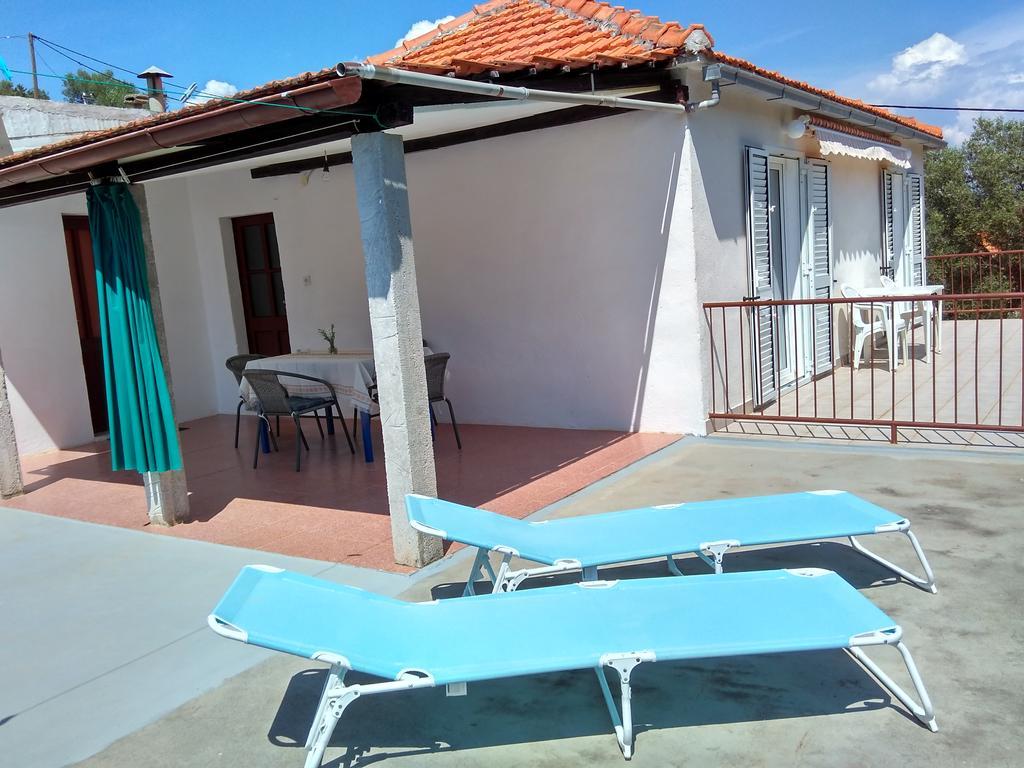 Apartments Sonija Gdinj Extérieur photo