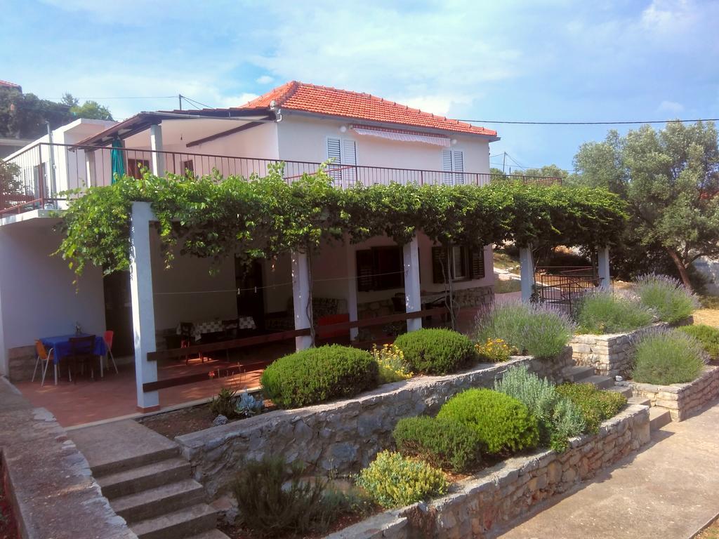 Apartments Sonija Gdinj Extérieur photo